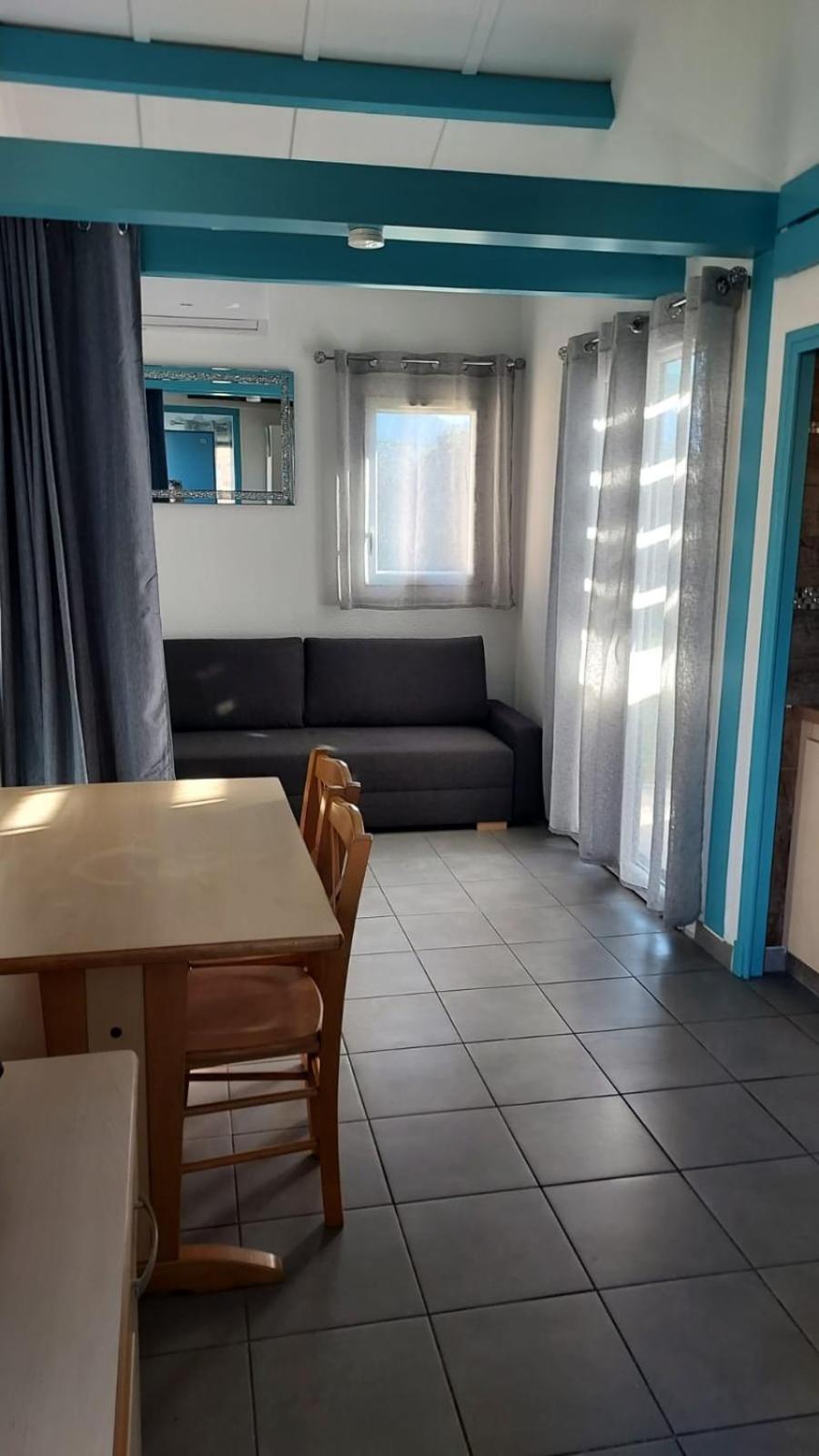 Maisonnette Bleu Celeste Apartment